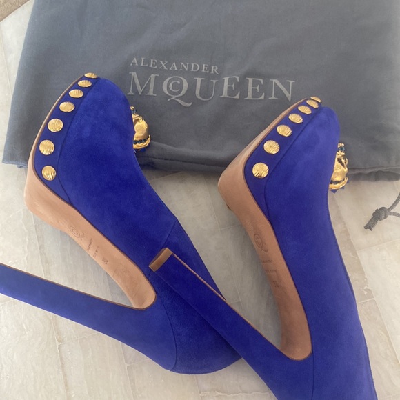 Alexander McQueen royal blue suede platform, size 38 - Picture 11 of 12